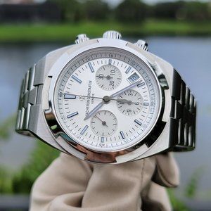 2020 MINT VACHERON CONSTANTIN OVERSEAS 42.5 SILVER DIAL